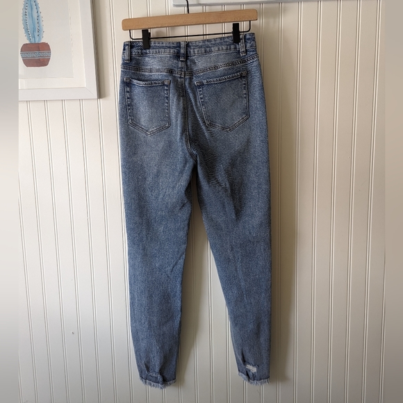 Tinseltown High Rise Distressed Skinny Light Wash Jeans - Picture 2 of 10